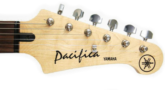 Электрогитара Yamaha PACIFICA 012